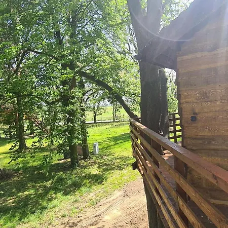 Tree Vill Hotel Goledzinow Exterior photo
