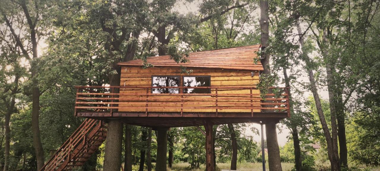 Tree Vill